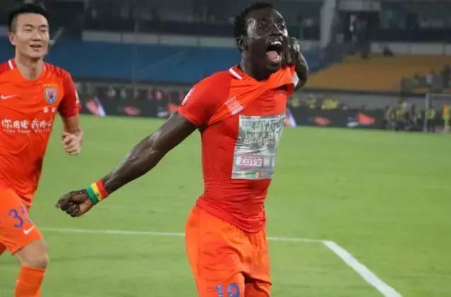  昂热锋霸状态火热，帽子戏法助球队登顶射手榜