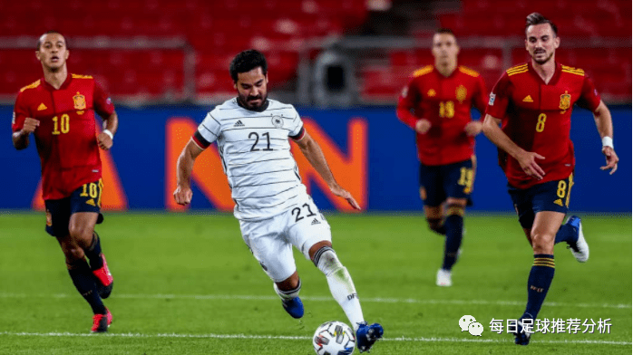  亚眠门将超神发挥，单场做出九次关键扑救