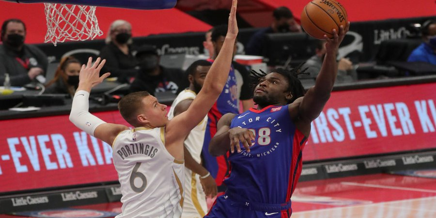  波尔津吉斯制霸禁区独行侠轻取黄蜂