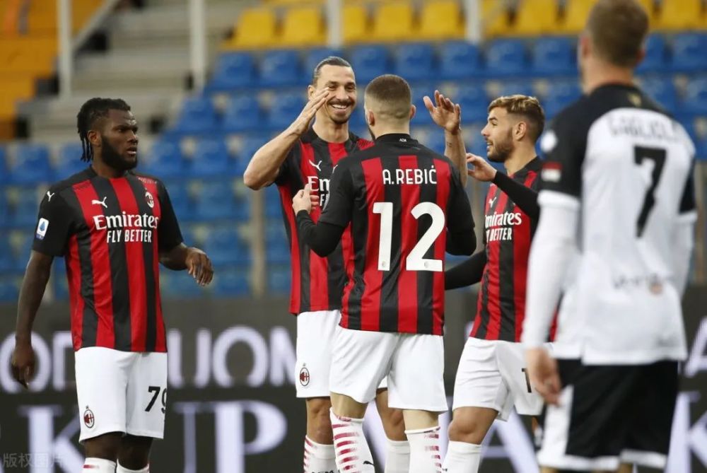  那不勒斯替补奇兵西蒙尼建功，读秒绝平保留争冠悬念