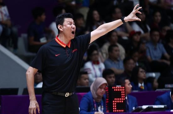  亚眠主帅运筹帷幄变阵收到奇效拿三分