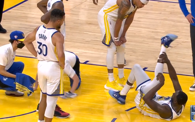  莫兰特超远压哨绝杀灰熊客场惊险击败马刺